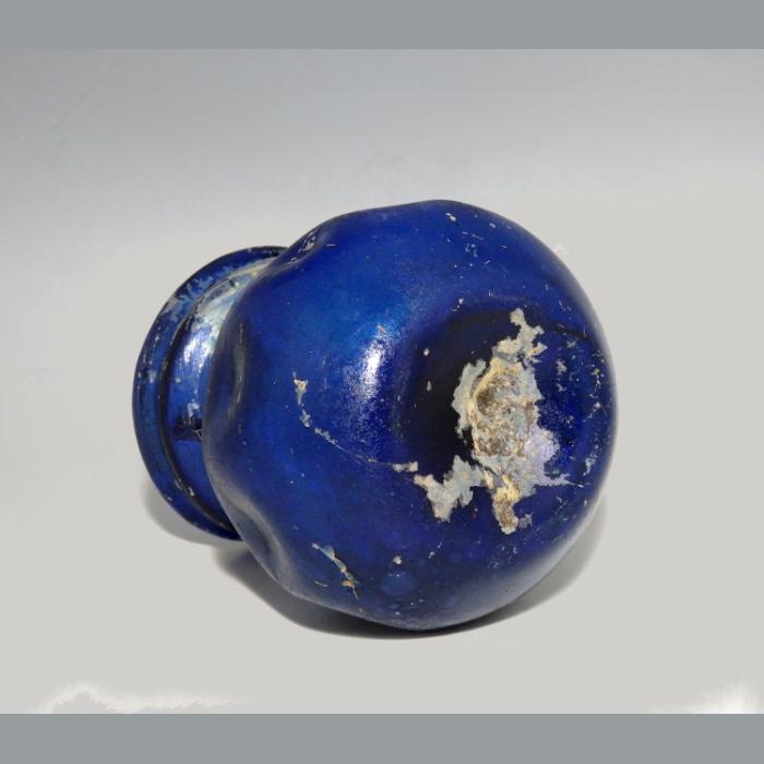 A Fine Roman Cobalt Blue Glass Dimpled Jar - Image 8