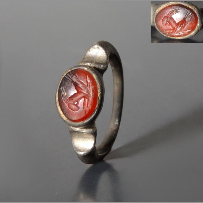 Roman Silver Ring With Capricorn Intaglio - Image 2